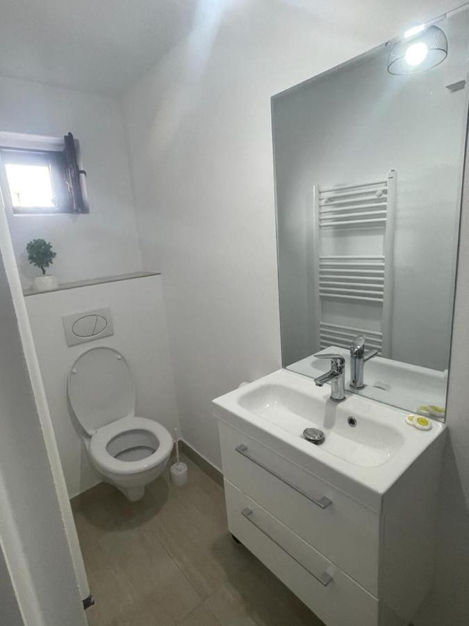 Sweet-Bombon Sibiu Apartment ภายนอก รูปภาพ