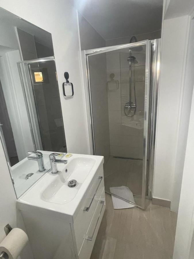 Sweet-Bombon Sibiu Apartment ภายนอก รูปภาพ