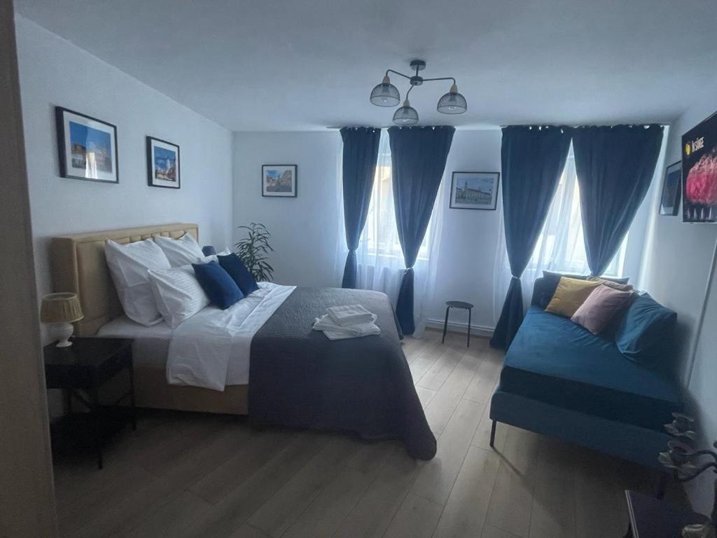 Sweet-Bombon Sibiu Apartment ภายนอก รูปภาพ