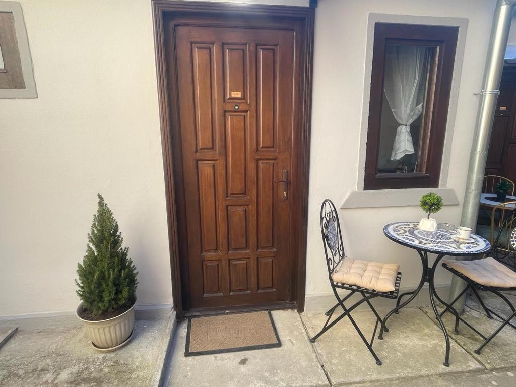 Sweet-Bombon Sibiu Apartment ภายนอก รูปภาพ