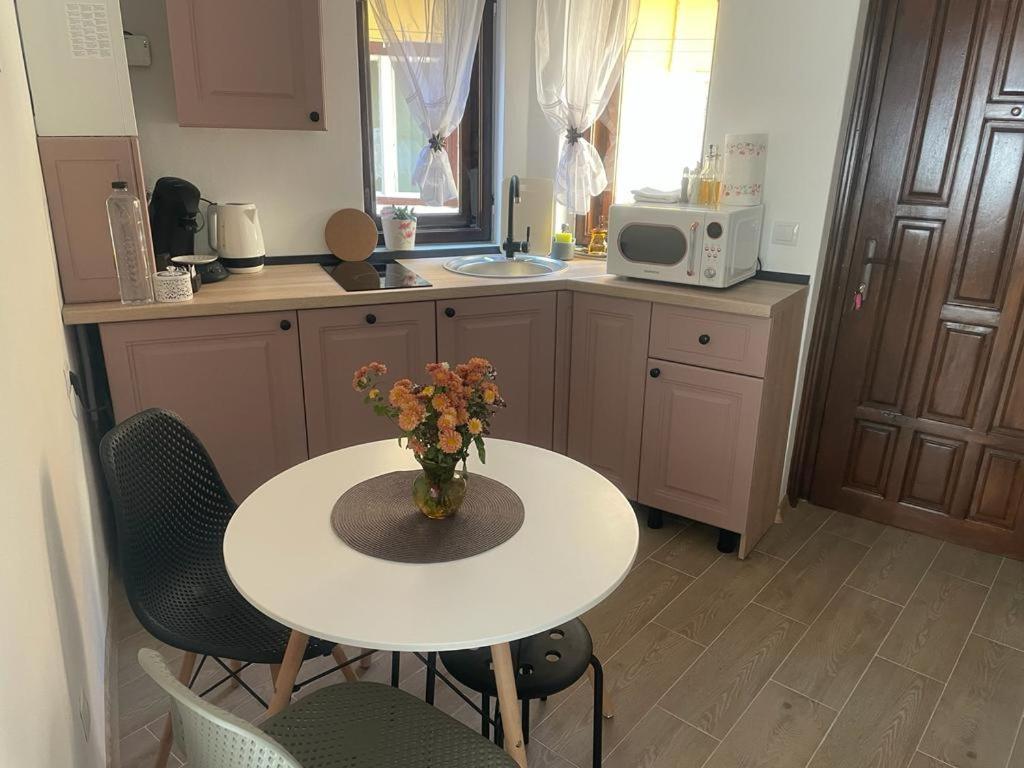 Sweet-Bombon Sibiu Apartment ภายนอก รูปภาพ
